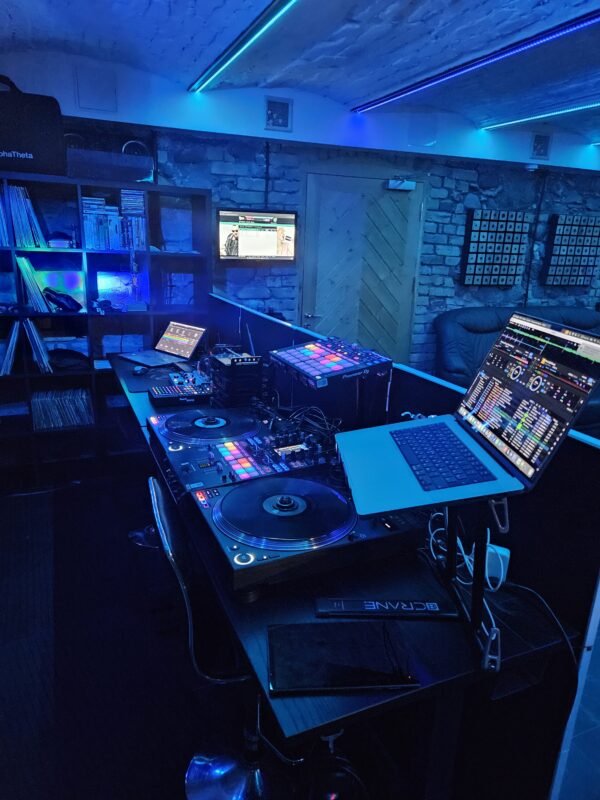 Karaoke zāle - Image 6
